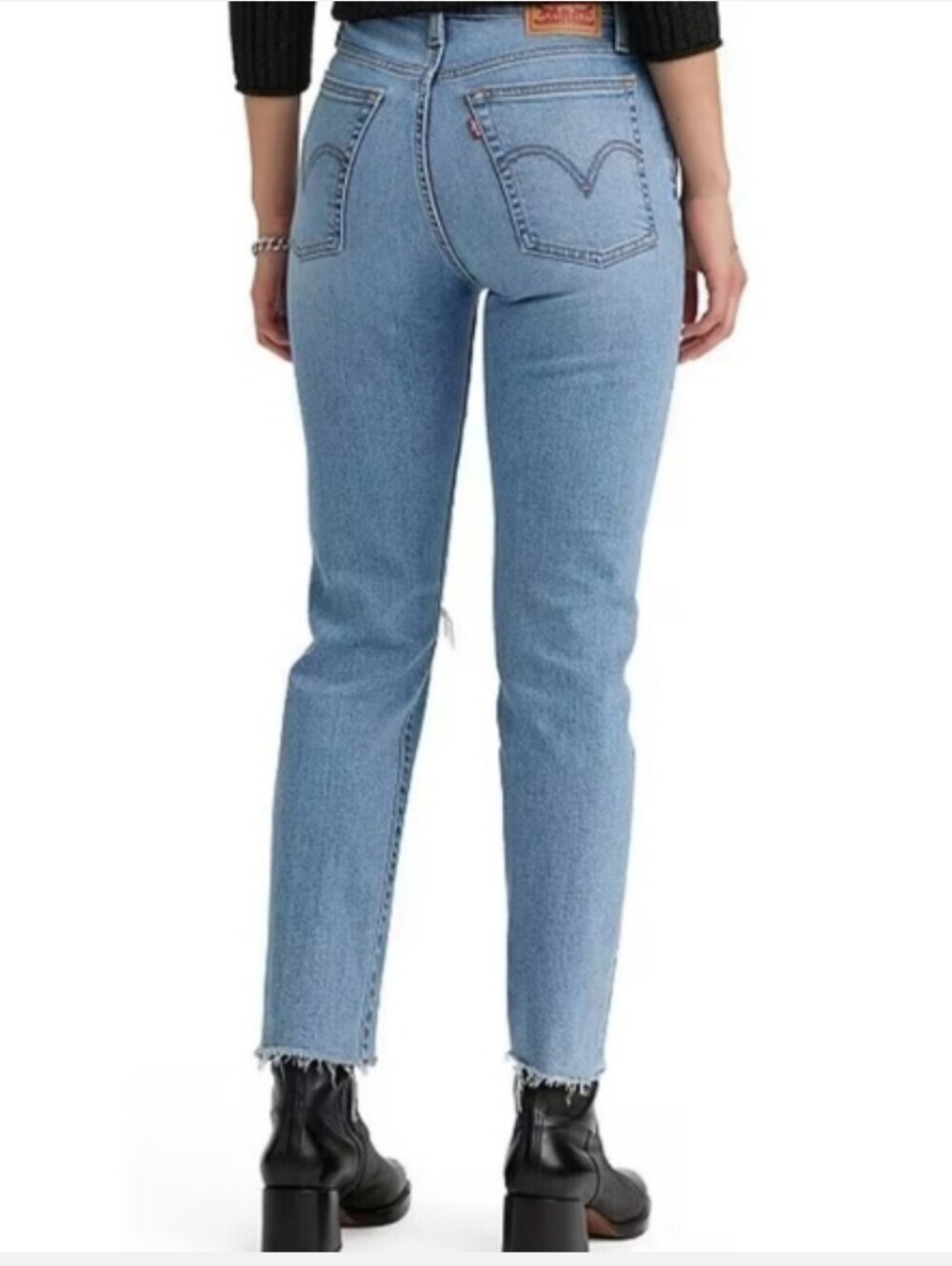 Levi's Women Wedgie Straight High Rise Distressed button Fly Raw Hem Size 24 NWT - Picture 3 of 14